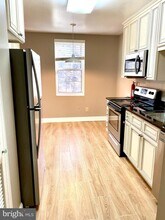 1901 N Rhodes St-Unit -41 in Arlington, VA - Building Photo - Building Photo