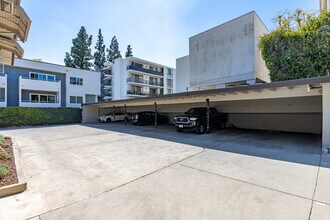Molino House in Pasadena, CA - Foto de edificio - Building Photo