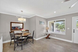 335 Pine Ridge Cir in Greenacres, FL - Building Photo - Building Photo