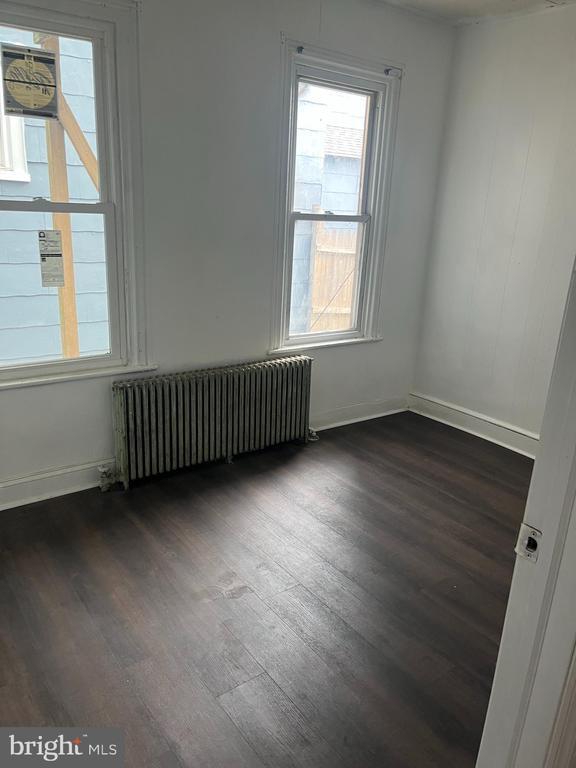 327 E Pine St. in Millville, NJ - Building Photo - Building Photo