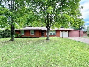 4914 Childs Dr in Memphis, TN - Building Photo - Building Photo