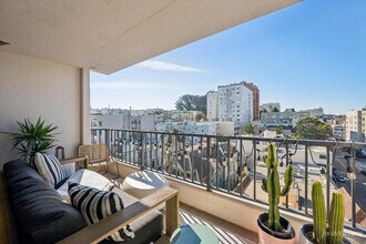 2040 Franklin St in San Francisco, CA - Building Photo - Building Photo