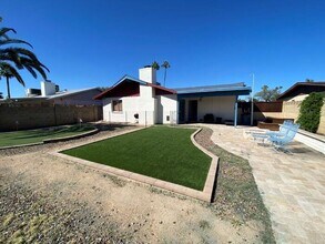 1733 E Campus Dr in Tempe, AZ - Building Photo - Building Photo