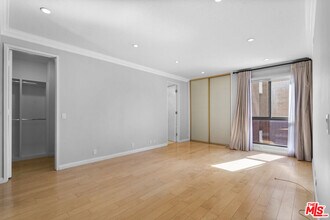 4477 Wilshire Blvd in Los Angeles, CA - Building Photo - Building Photo