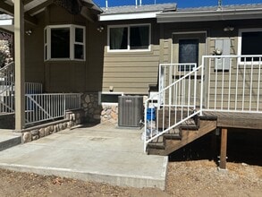 12544 Shafer Pl in Sylmar, CA - Building Photo - Building Photo