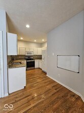 5757 Spruce Knoll Ct in Indianapolis, IN - Building Photo - Building Photo