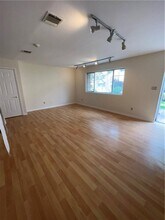 5 Klint Ct in Nanuet, NY - Building Photo - Building Photo