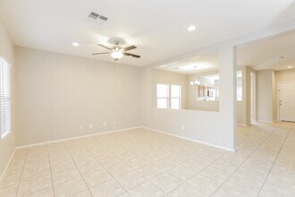 706 N 112th Dr in Avondale, AZ - Building Photo - Building Photo