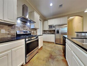 5019 Mission Ave in Dallas, TX - Building Photo - Building Photo