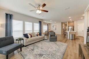 106 Markinaw Rd in Austin, TX - Building Photo
