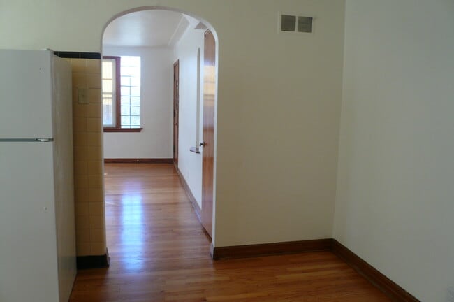 5747 Devonshire Ave in St. Louis, MO - Building Photo - Building Photo