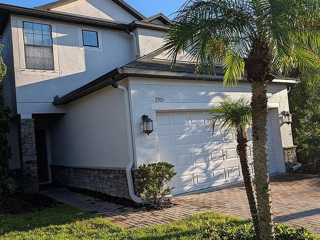 2701 Hampton Green Ln in Brandon, FL - Building Photo - Building Photo