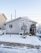 3 Prospero Pl in St John's, NL - Building Photo