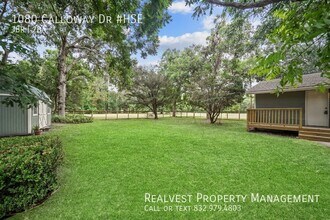 1080 Callaway Dr in Alvin, TX - Building Photo - Building Photo