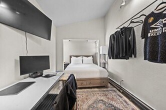 2235 Walnut St in Boulder, CO - Building Photo - Building Photo