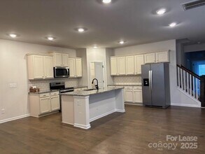 1002 Sagecroft Ln in Indian Trail, NC - Building Photo - Building Photo