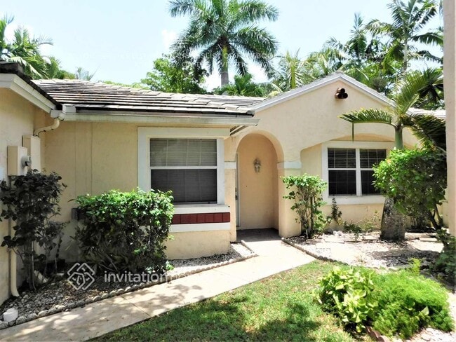 851 NW 99th Ave