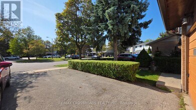 63 Osterhout Pl in Toronto, ON - Building Photo - Building Photo