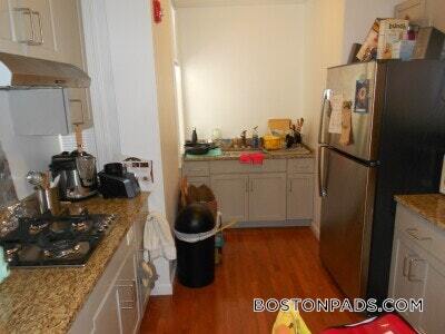 property at 33 Edgerly Rd