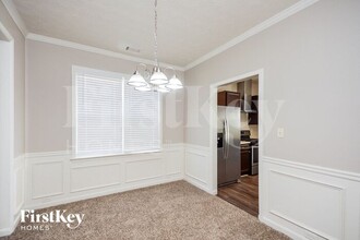 3309 Coach House Ct in Conyers, GA - Foto de edificio - Building Photo