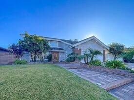 9564 Peartree Ln in Cypress, CA - Building Photo