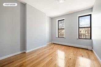 145 Nichols Ave in Brooklyn, NY - Building Photo - Building Photo