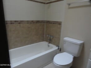 619 White Cliffs Dr in El Paso, TX - Building Photo - Building Photo