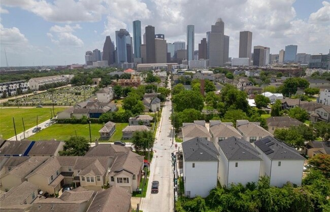 property at 1510 Robin St