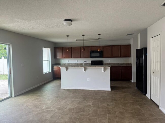 1785 College Park Dr in Tavares, FL - Building Photo - Building Photo