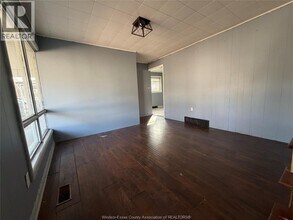493 Josephine Ave in Windsor, ON - Building Photo - Building Photo