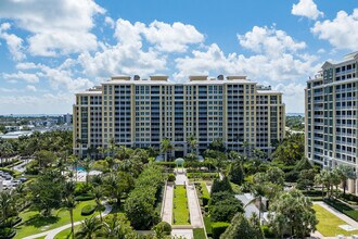 Grand Bay Residences in Key Biscayne, FL - Building Photo - Building Photo