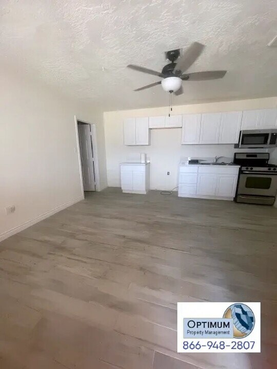 14133 Lakota Rd in Apple Valley, CA - Building Photo