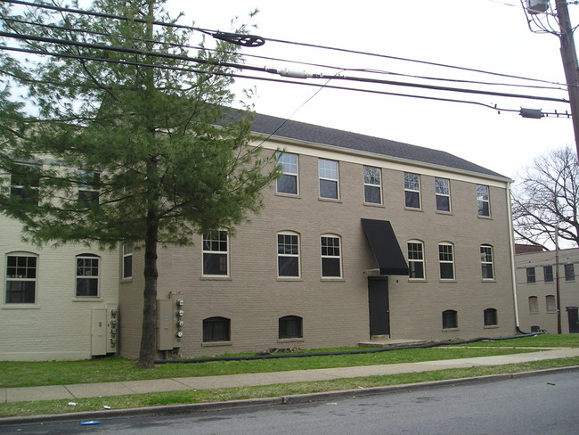 148-152 Wayne Pl SE in Washington, DC - Building Photo - Building Photo