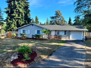 3013 SW 316th St in Federal Way, WA - Building Photo - Building Photo