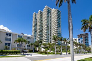 La Clara Apartments