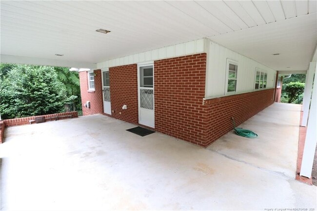 1426 Old Trinity Cir in Raleigh, NC - Building Photo - Building Photo