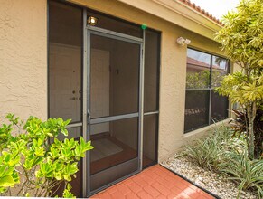 10790 White Aspen Ln in Boca Raton, FL - Building Photo - Building Photo