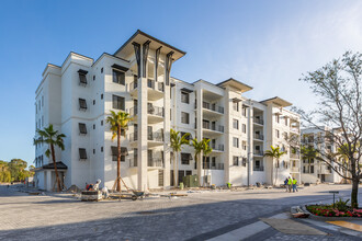 Eleven Eleven Central in Naples, FL - Building Photo - Building Photo