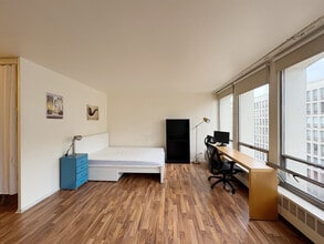 1450 E 55th Pl in Chicago, IL - Building Photo - Building Photo