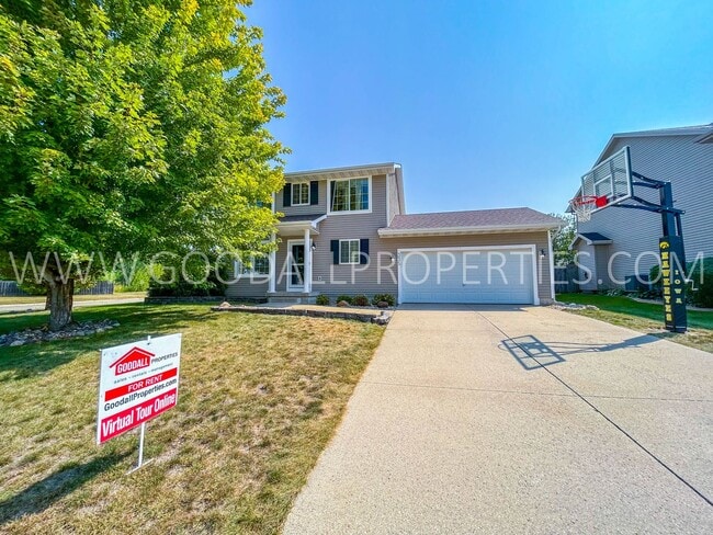 335 SE Carefree Ln