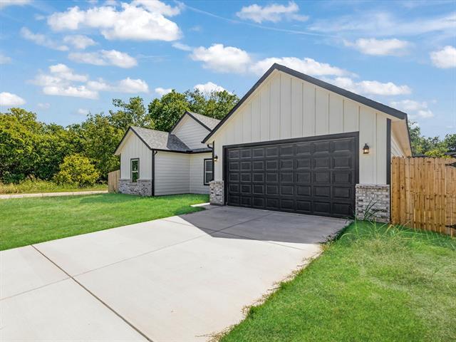 property at 2411 Mercedes St