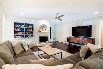 6941 Dalhart Ln in Dallas, TX - Building Photo - Building Photo