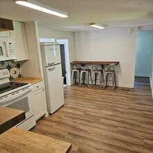 220 Gumlog Dr in Lavonia, GA - Building Photo - Building Photo