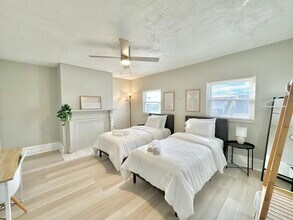 324 Ella St in Pittsburgh, PA - Building Photo - Building Photo