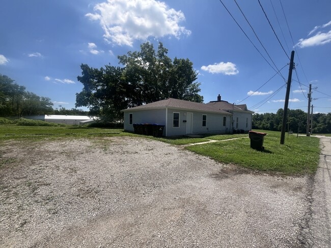 421 S Mulberry St in Warrensburg, MO - Building Photo - Building Photo