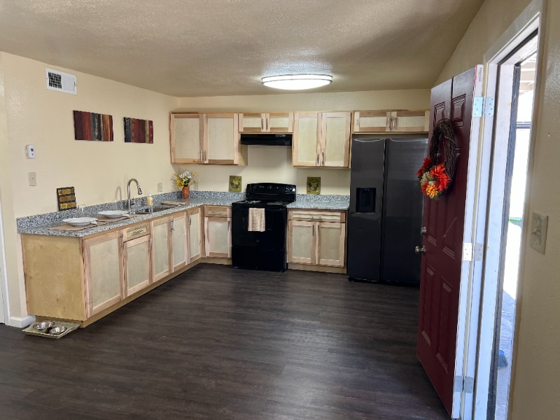 120 Delmar St in San Antonio, TX - Building Photo