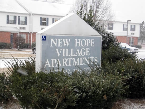 Maple Hill Apartments in Snow Hill, MD - Building Photo