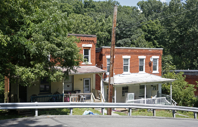 Balsam St Apartments in Pittsburgh, PA - Building Photo - Building Photo