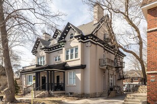 377 Stewart St in Ottawa, ON - Building Photo