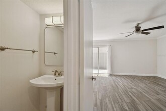 408 S Arrawana Ave in Tampa, FL - Building Photo - Building Photo